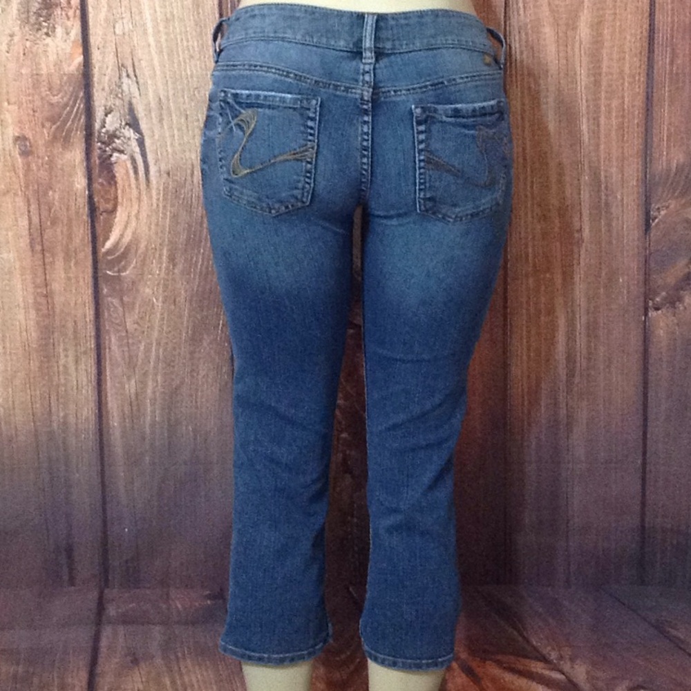 🦋Silver jeans SASHA Capri size 28